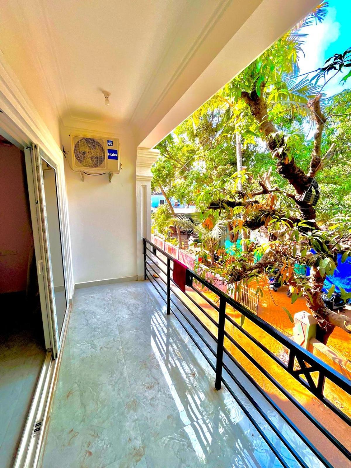 Hotel Ocean'S Edge By Vincen Calangute Exterior foto